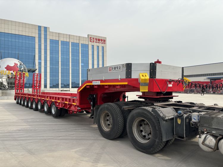 Hualu Lowboy Semi-Trailer: An Exceptional Choice for Heavy-Duty Transportation