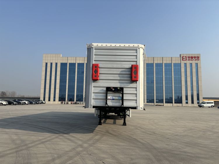 The Application of Hualu Curtain side trailer in Transportation and Cargo Matching