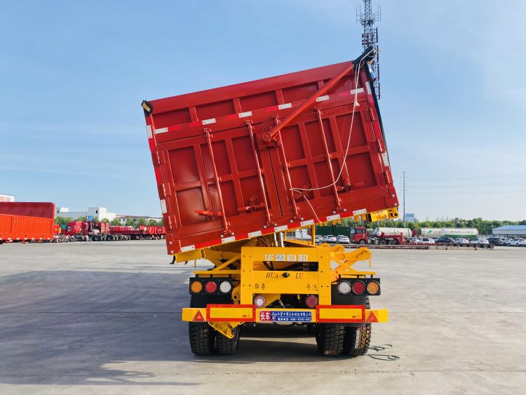 Hualu 3 Axis Side Tipper Trailer: Reliable, Efficient, and Versatile